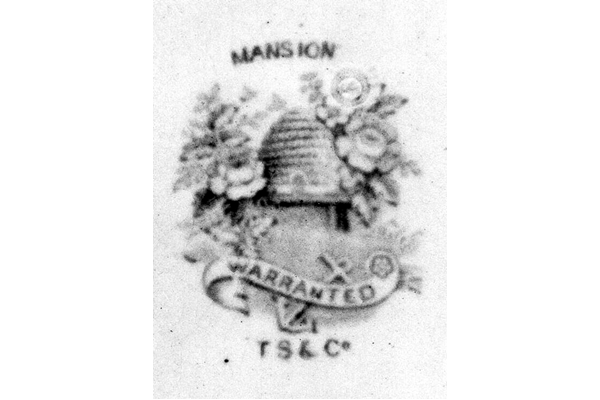 This mark for the Mansion pattern is similar to other marks used during the Thomas Shirley period of ownership of the pottery when the company traded as Thomas Shirley & Co. © McLean Museum and Art Gallery, Greenock.